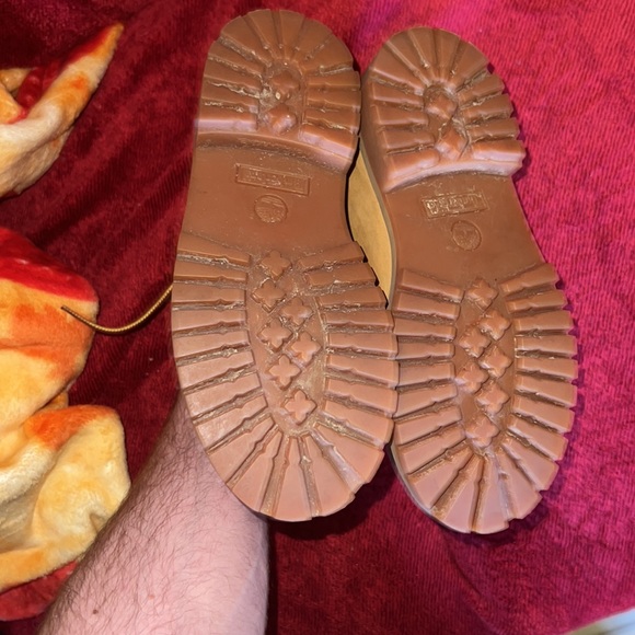 Timberlands - Picture 4 of 4